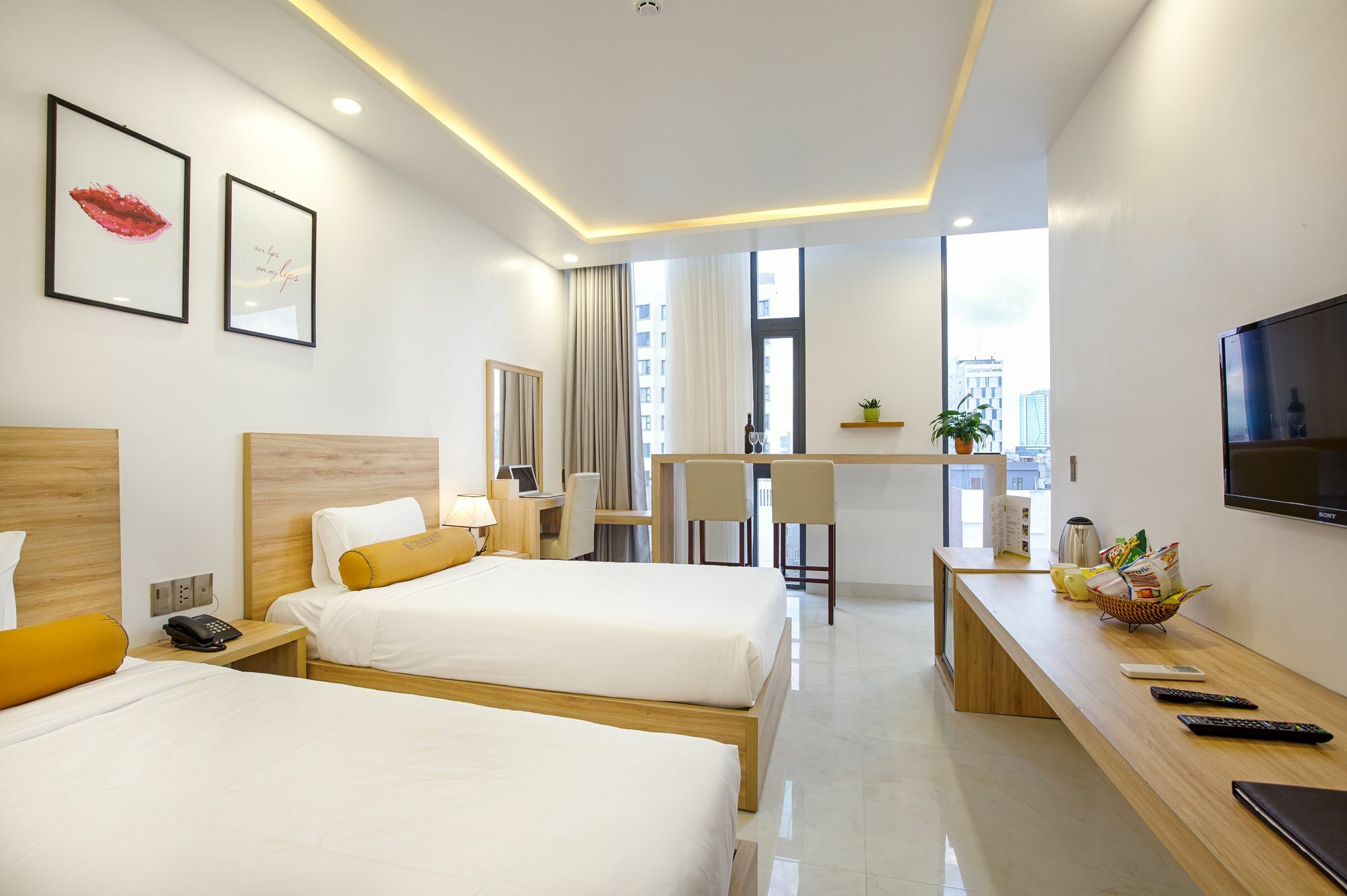 Continent Hotel Da Nang Exterior photo